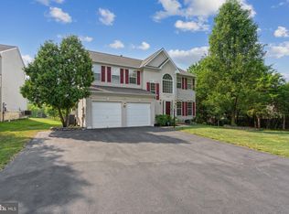 10202 Picturesque Ct, Nokesville, VA 20181