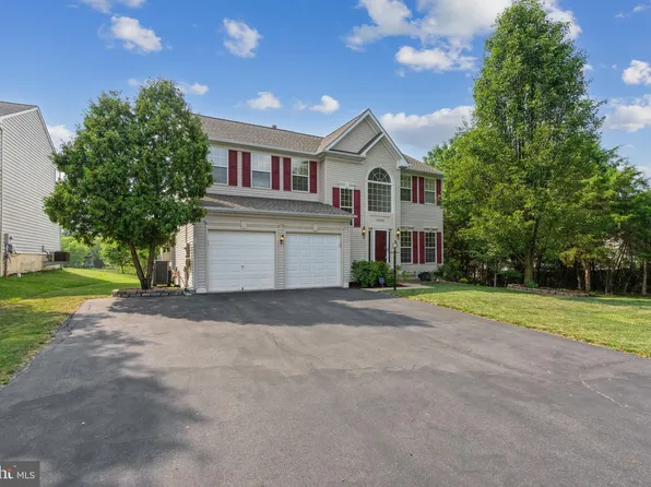 10202 Picturesque Ct, Nokesville, VA 20181