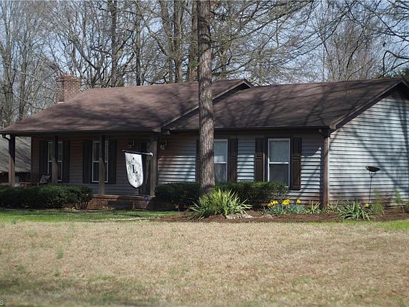 5th image of 1822 Delmar Dr