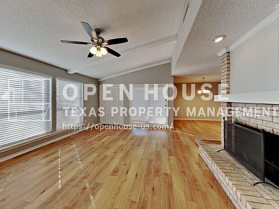 4th image of 220 Meadowhill Dr