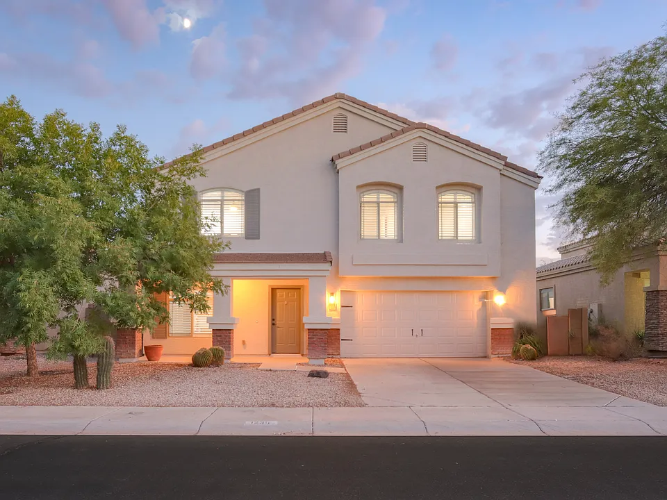 1235 W Castle Dr