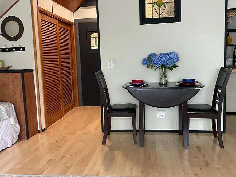 2711 NW Johnson Ave #110 — Photo 5