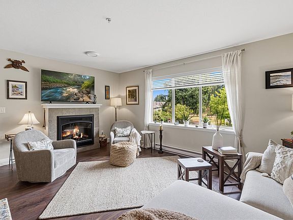 2nd image of 4442 Hedgestone Pl #202