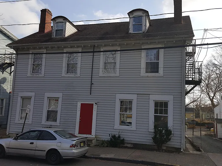 124 Garden St #3 — Photo 1