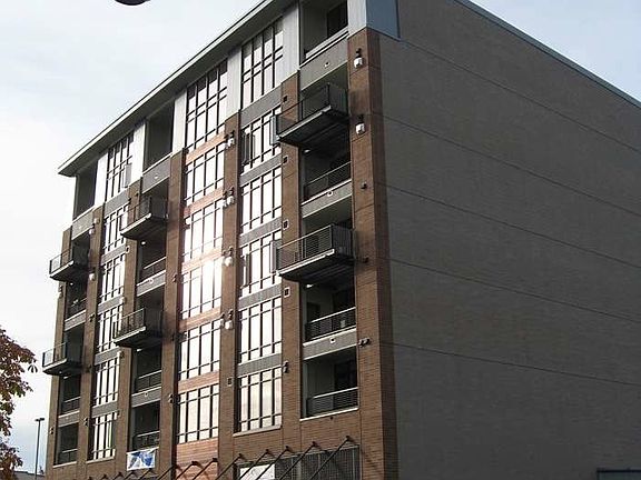 2nd image of 1142 Fawcett Ave #712