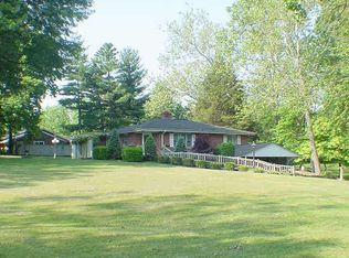 4155 Reece Ln, Columbus, IN 47201