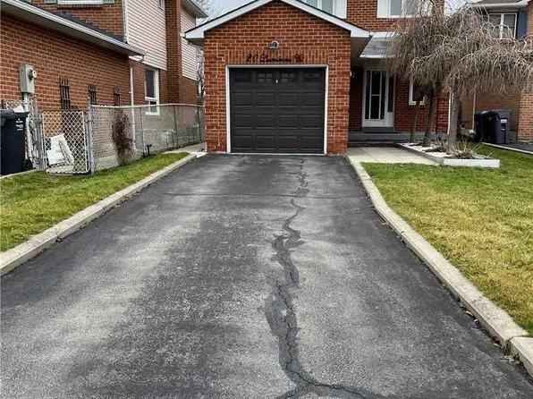 20 Luminous Ct, Brampton, ON L6Z 2B3