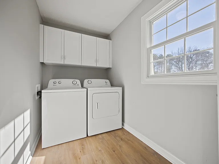 2031 Jockey Ct — Photo 10
