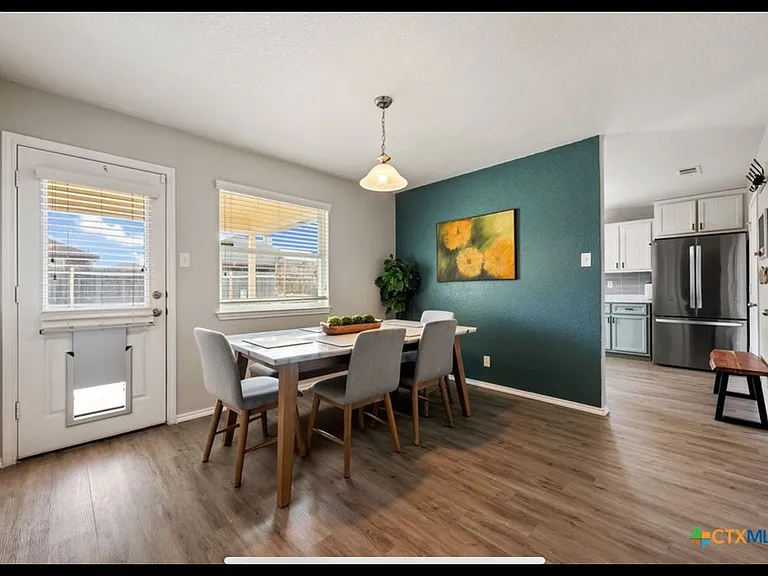 3810 Clementine Dr — Photo 7