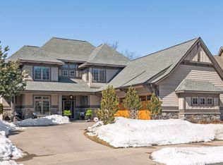 6318 Coteau Trl, Eden Prairie, MN 55344