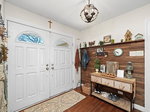 4th image of 10609 S Tripp Ave