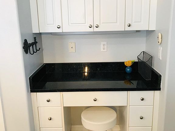 5th image of 4060 Chardonnay Dr