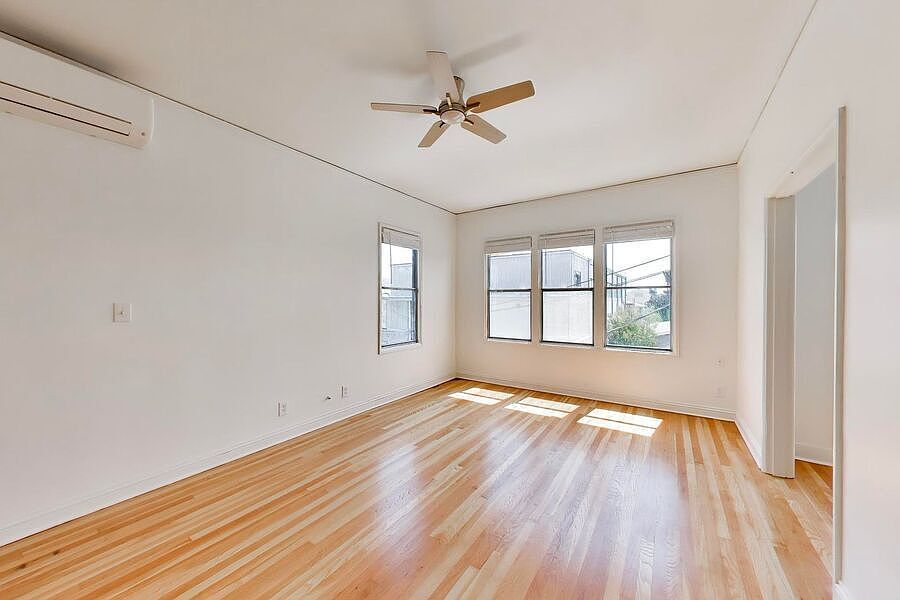 1st image of 3719 Emerson St APT 5
