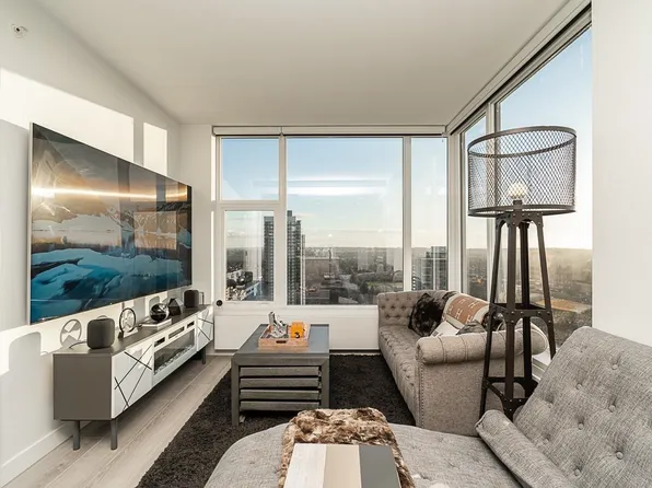 13615 Fraser Hwy #3003, Surrey, BC V3T 2V6