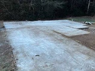 495 Left Laurel Fork Rd, Elkfork, KY 41421