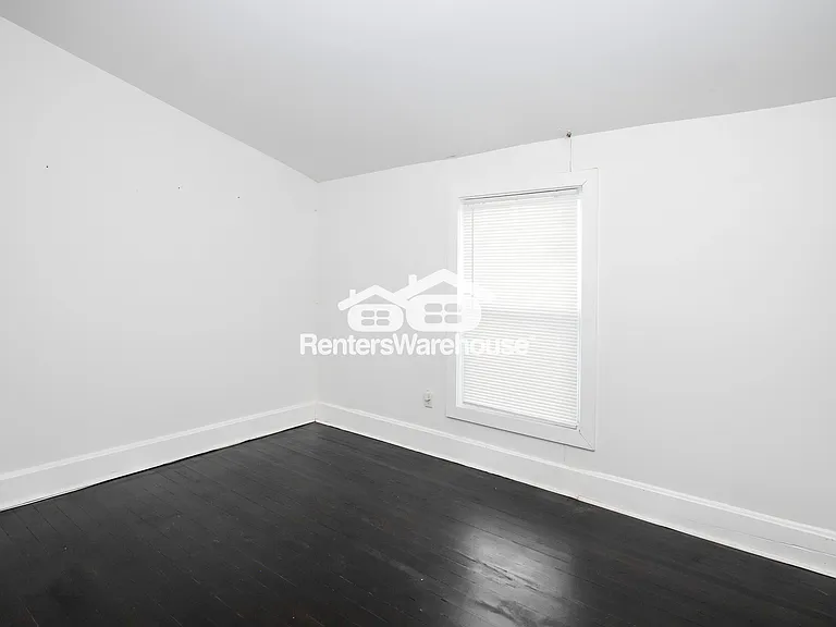 1322 Yecker Ave — Photo 3