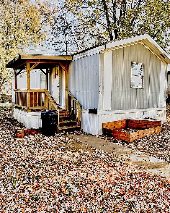 1st image of 21 Aster Ln