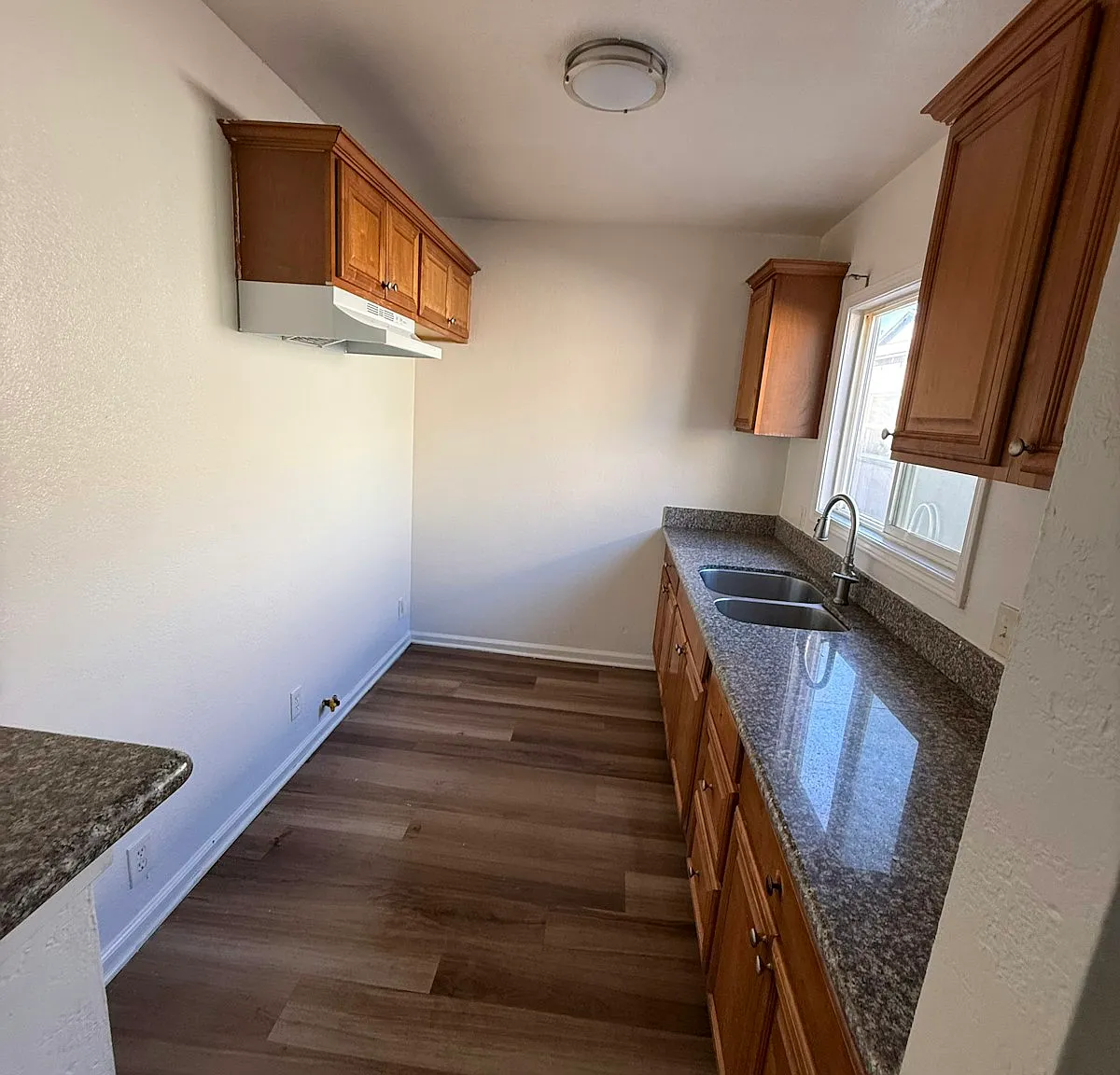 2751 East 14th Street, Unit 1 — Photo 4