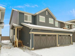 8901 Carson Way SW, Edmonton, AB T6W3K8