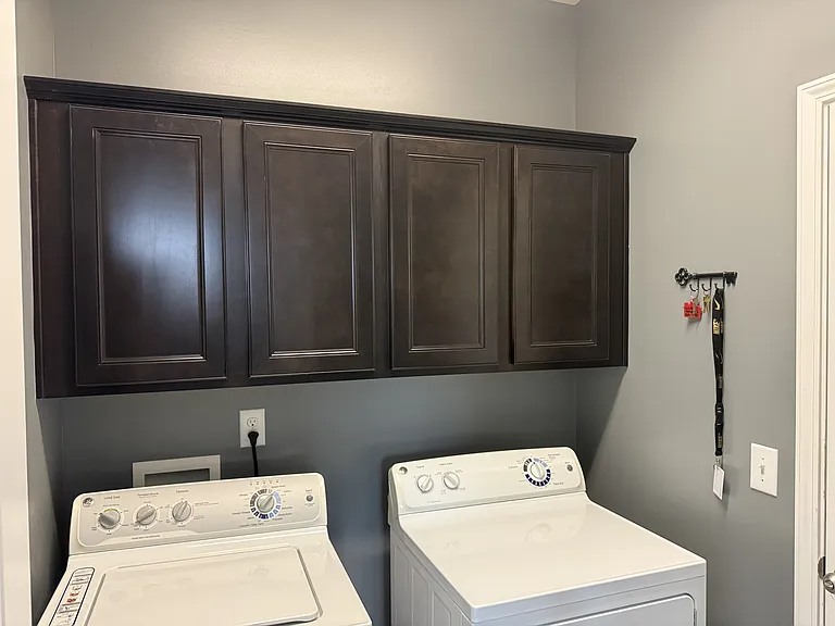 605 Foster Ln — Photo 18