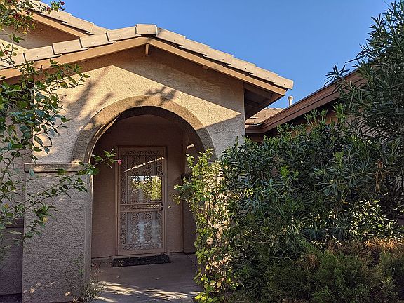 2nd image of 1515 N Los Alamos Cir