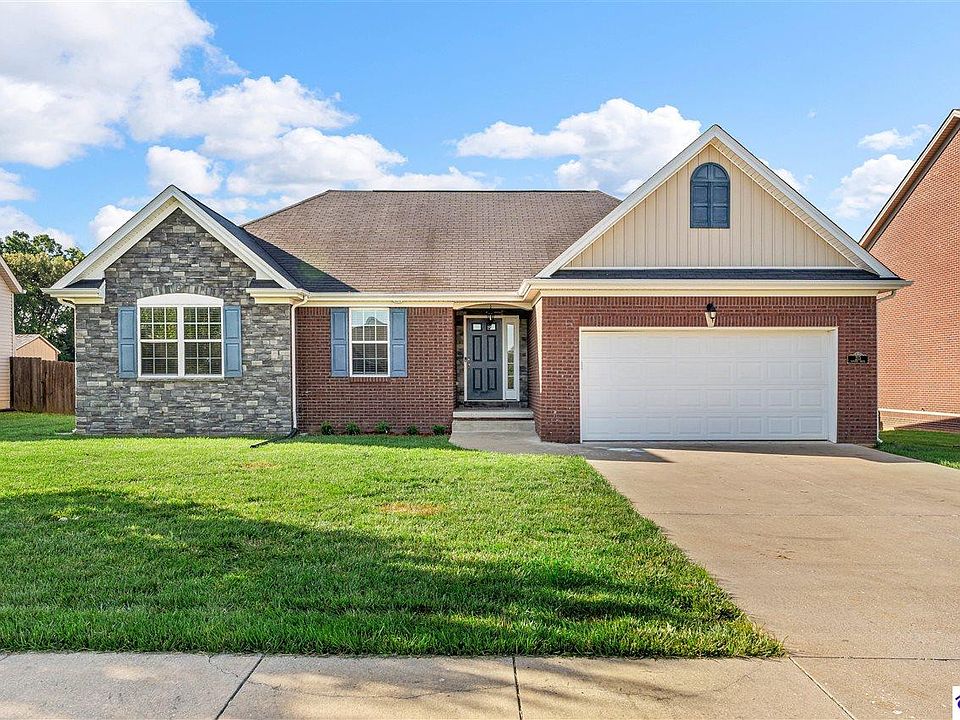 1st image of 213 Sangria Dr