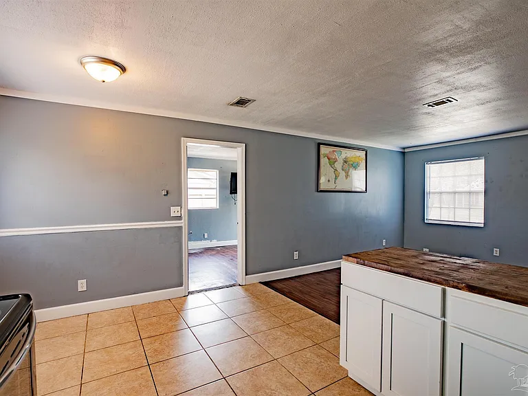 4381 Bixby Cir — Photo 8