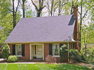 2116 Faculty Dr, Winston Salem, NC 27106