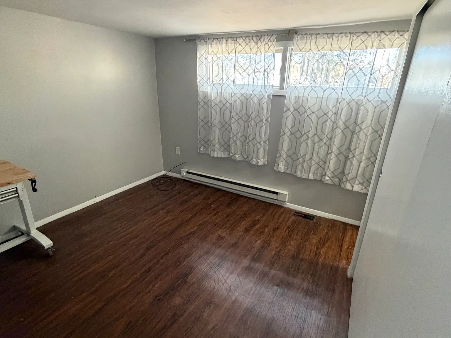 1 bed, 900 sqft, $1,350 — Photo 3