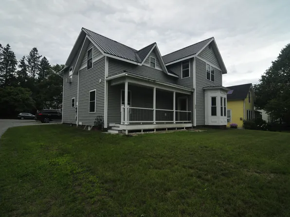 22 Central St #A, Essex Junction, VT 05452