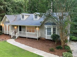 145 Brookstone Dr, Trussville, AL 35173