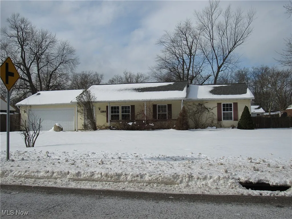 1260 Bennett Rd photo 1