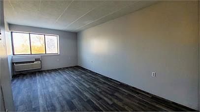 1st image of 318 E Main St #301