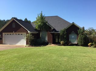 7965 Van Zyverden Rd, Meridian, MS 39305