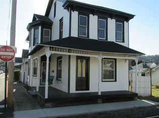 332 S 3rd St, Sunbury, PA