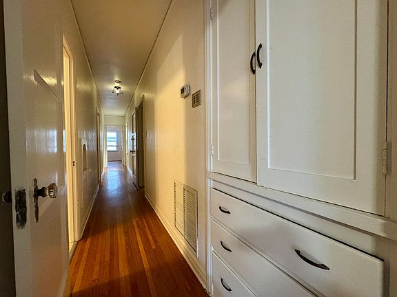 5th image of 697-701 Mira Monte Pl #697B