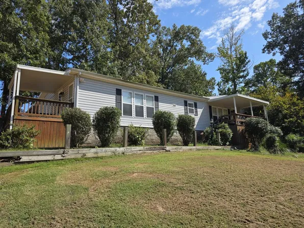 108 Crossfield Dr, Springville, TN 38256