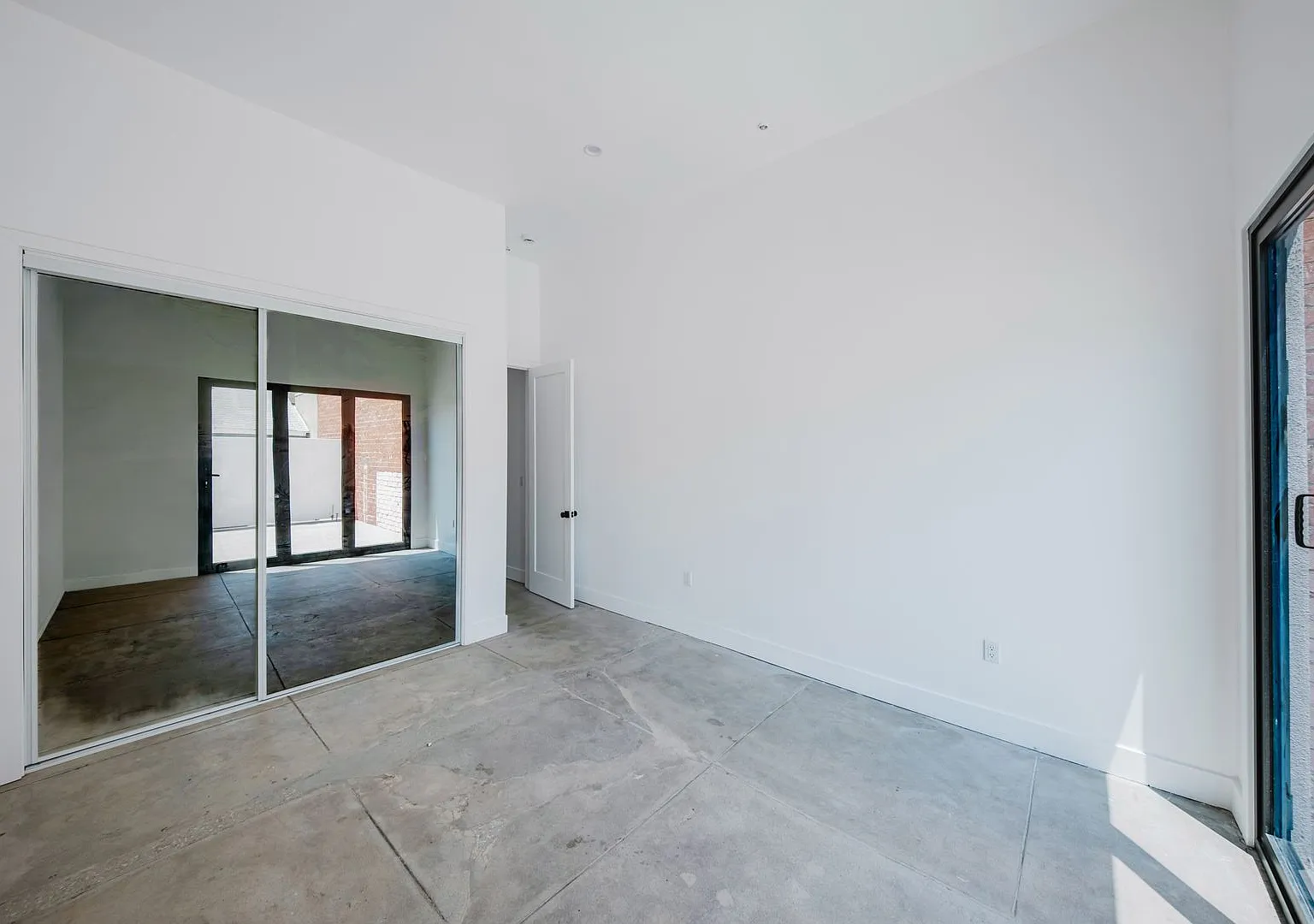 MC 7764 Santa Monica Properties, LLC — Photo 4