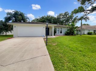 542 SW Twig Ave, Port Saint Lucie, FL 34983