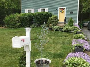 118 Fernwood Dr, Gardner, MA 01440