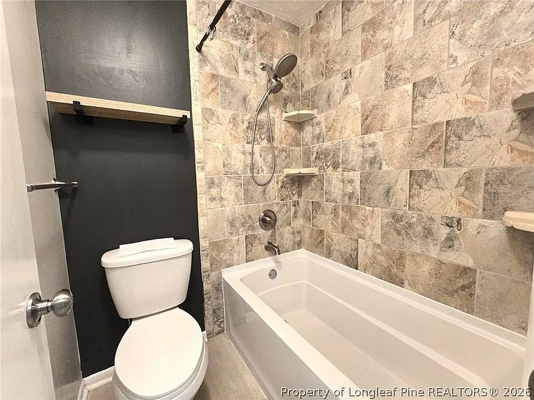 5600 Woodlake Ct — Photo 27