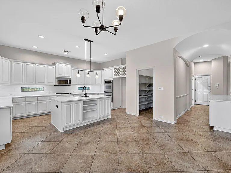 4004 Buckhaven Cv — Photo 4