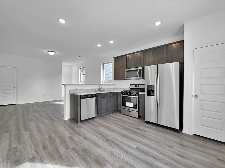 16564 Moss Ln — Photo 10