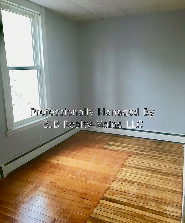 55 Ashmont St Portland, ME Zillow