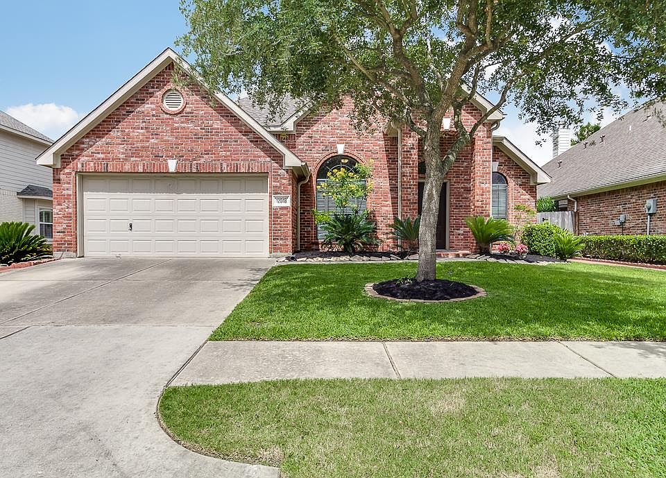 1st image of 12018 Canyon Star Ln