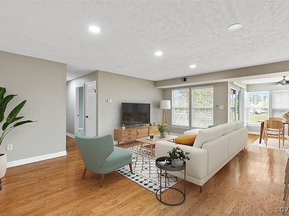 3rd image of 9392 Wind Haven Ct Unit 408