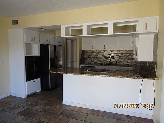5th image of 3122 NE Shelter Creek Dr