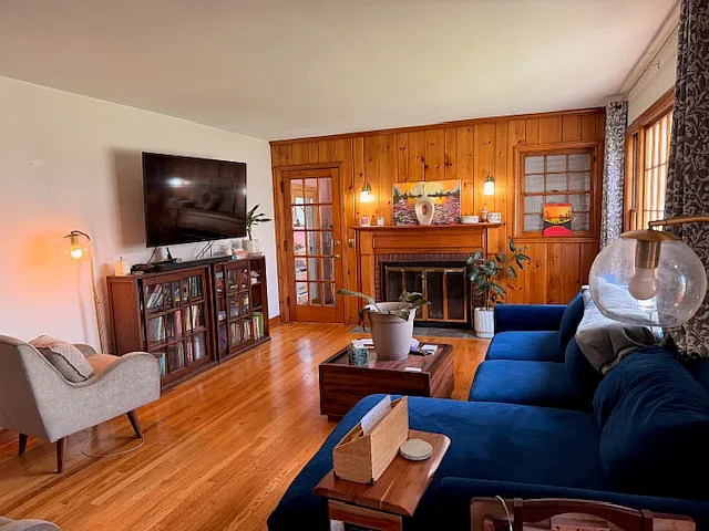 3 bed, 1800 sqft, $5,200 — Photo 3
