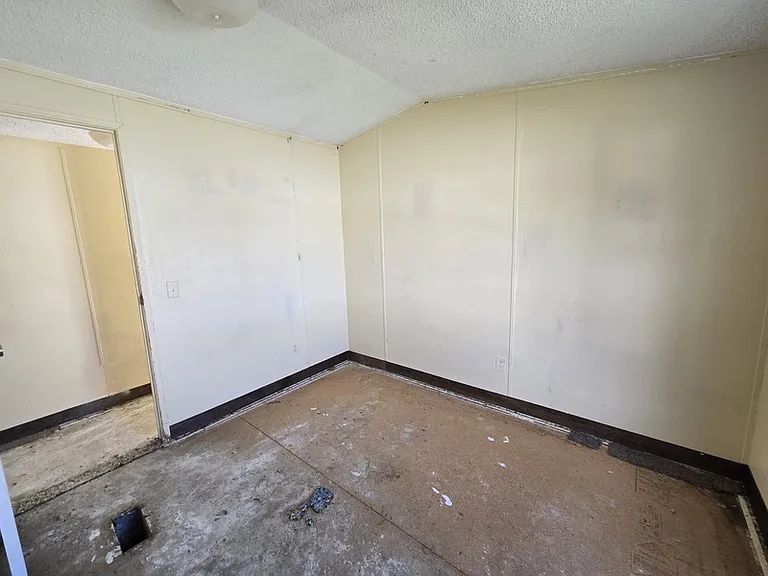 2115 Cattail Cir #154 — Photo 34