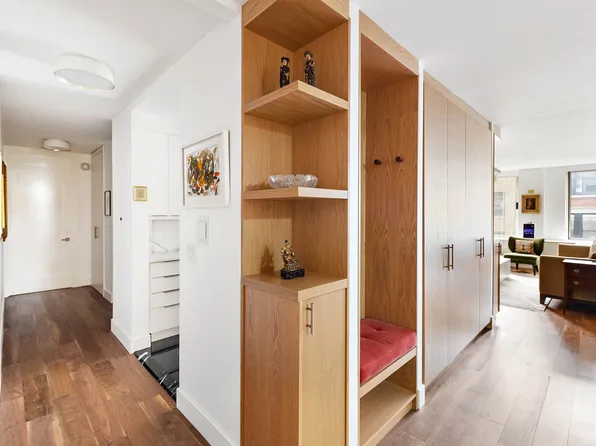 170 East 87th Street image 9 of 14